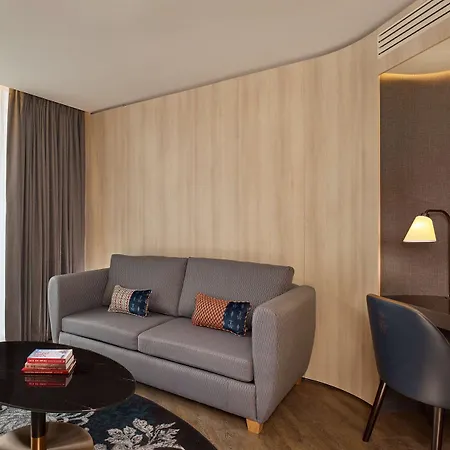 The Westminster London, Curio Collection By Hilton Otel Londra