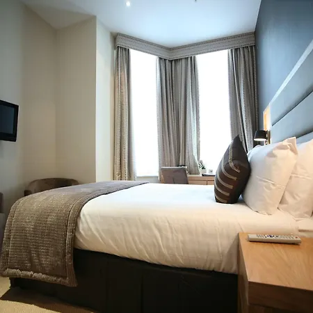 Mornington Kensington, Bw Premier Collection Hotel 4*