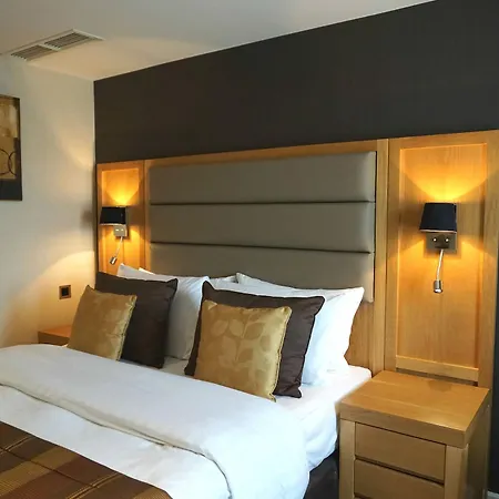 Mornington Kensington, Bw Premier Collection Hotel 4*