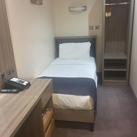 Eden Plaza London