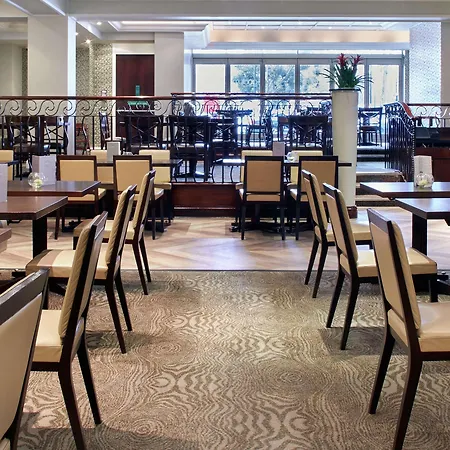 Hilton On Park Lane Hotel