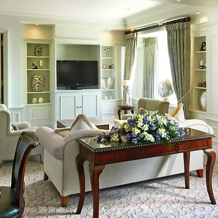 Hilton On Park Lane 5*