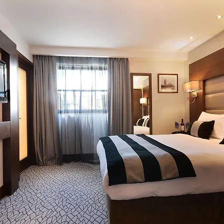 Park Grand Lancaster Gate 5* Londýn