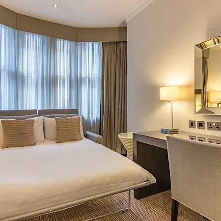 Thistle Holborn Hotel 4*
