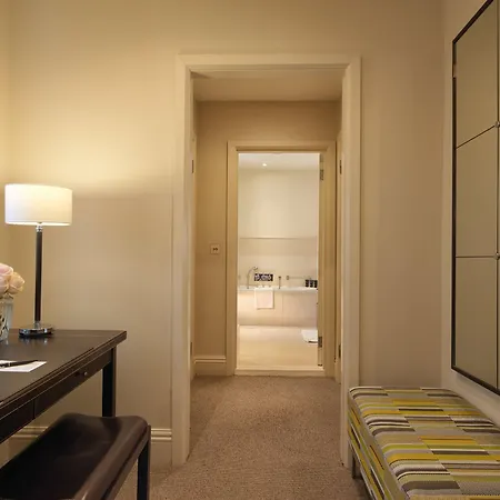 Brown's Hotel, A Rocco Ξενοδοχείο 5*