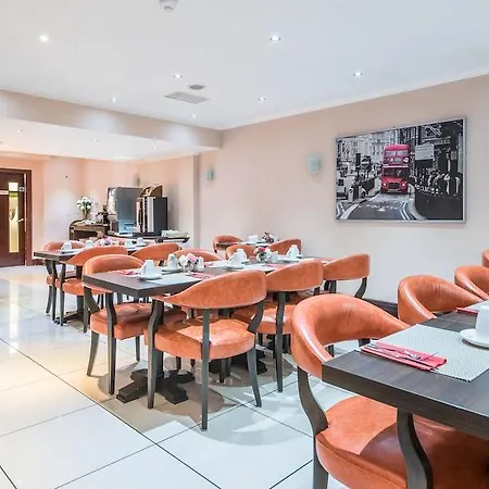 Hyde Park International 4*