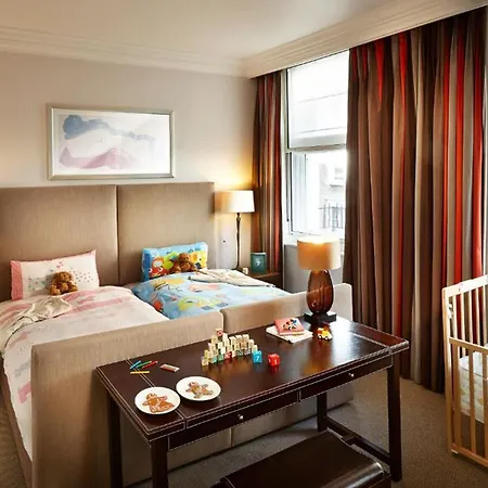 Brown's Hotel, A Rocco Hotel