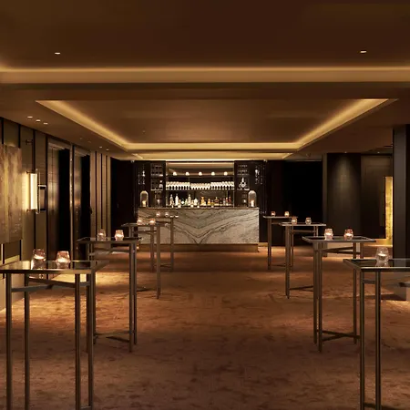 فندق Nobu Portman Square 5*