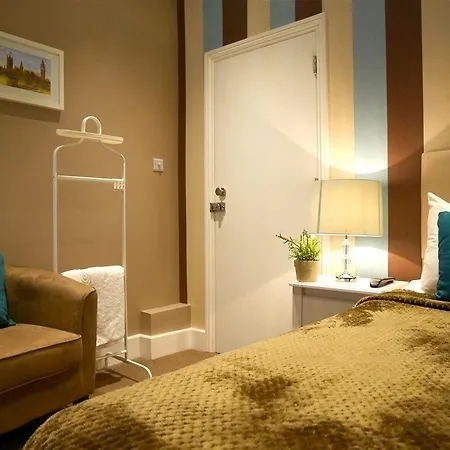 Ravna Gora Hotel Londra