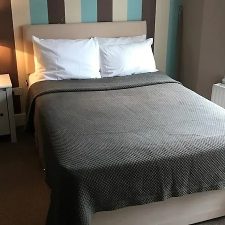Hotel Ravna Gora Londra