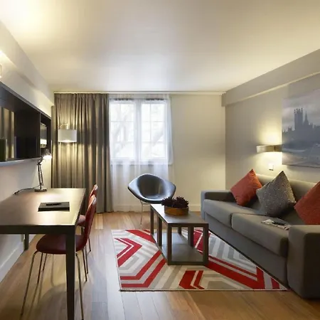 Citadines Trafalgar Square מלון דירות לונדון
