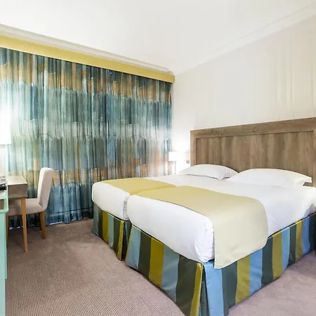 Hotel Astor Court