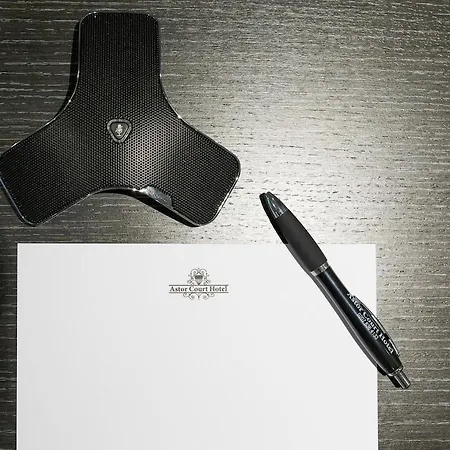 Hotel Astor Court 3*