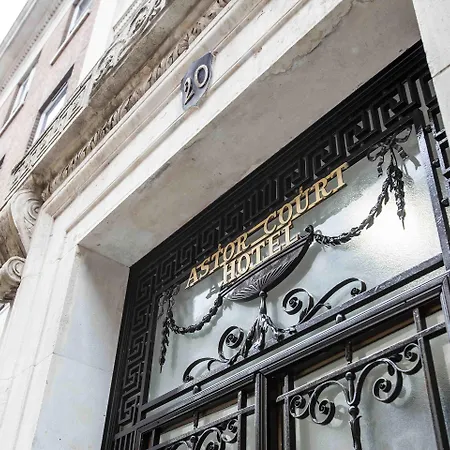 Astor Court 3*