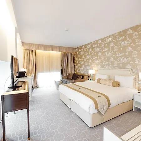 Hotel Dorsett Shepherds Bush 4*