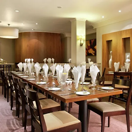 Hotel Hilton Euston 4*