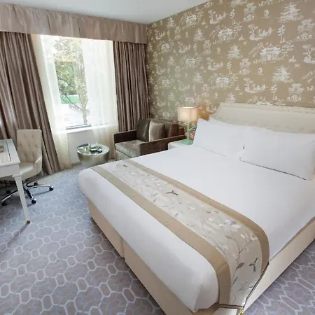 Dorsett Shepherds Bush 4*