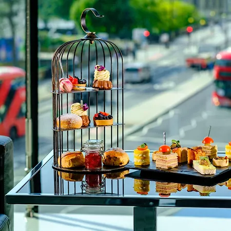Hotel Park Plaza Westminster Bridge 4*