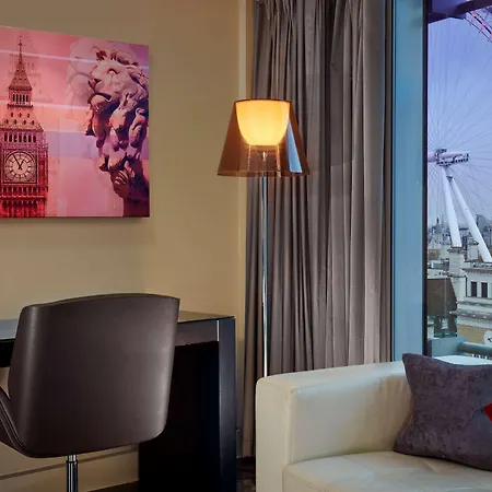 Park Plaza Westminster Bridge Hotel 4*