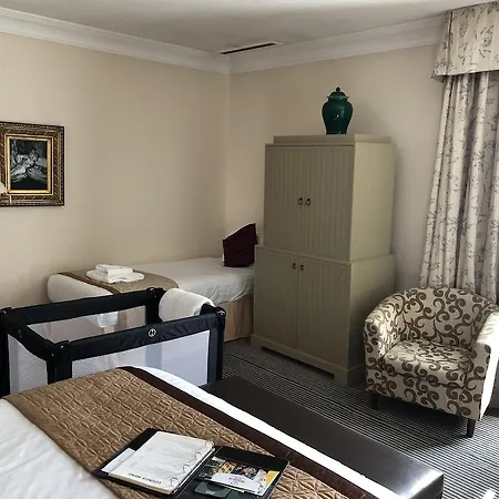 Ξενοδοχείο Kingston 4*