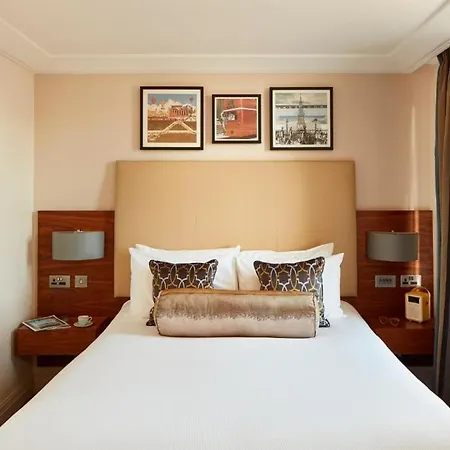 The Clermont London, Charing Cross 4* Londýn