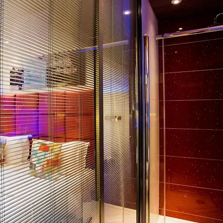 Henley House 4* Londyn
