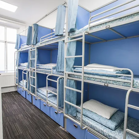 Smart Russell Square Hostel *