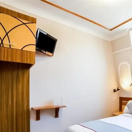 Vegas Hotel 3*