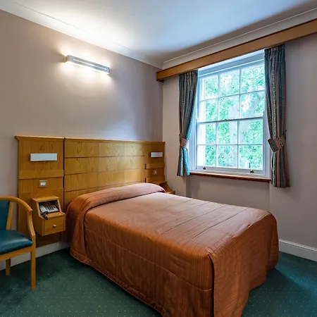 The Nayland 3*