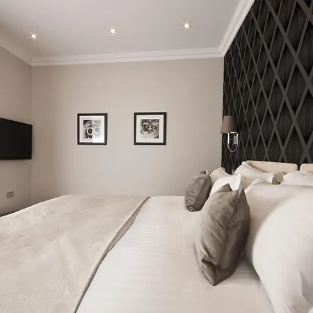 Manson Place Apart-hotel