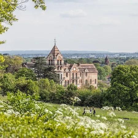 The Petersham Hotel