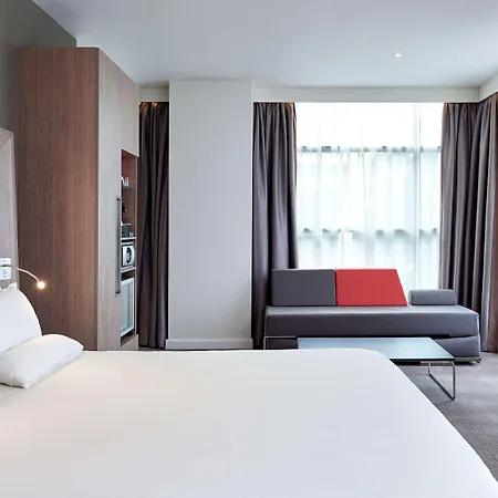 Novotel London Heathrow Airport T1 T2 And T3 Hayes (Greater London)