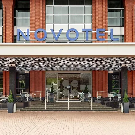 Novotel London Heathrow Airport T1 T2 And T3