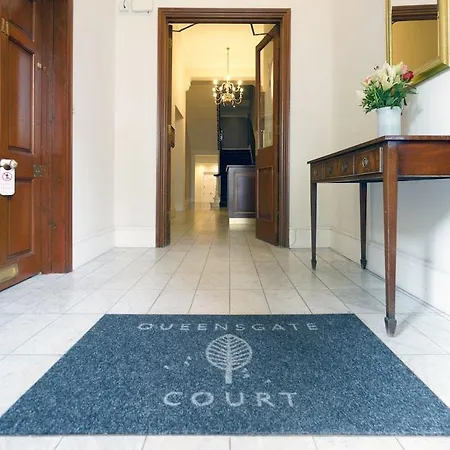 Appart hôtel Queensgate Court 4*