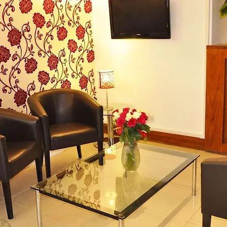 Отель Kensington Court - Earls Court 3*