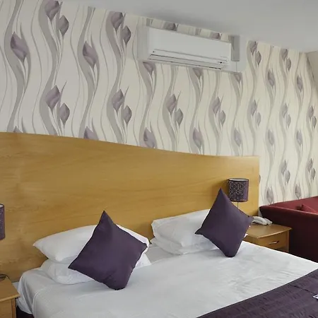 Kensington Court - Earls Court