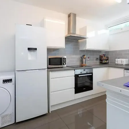 Apartment Spacious & Welcoming 4bd House - Kennington *
