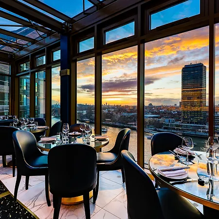 Hotel Hyatt Regency Embankment 4*