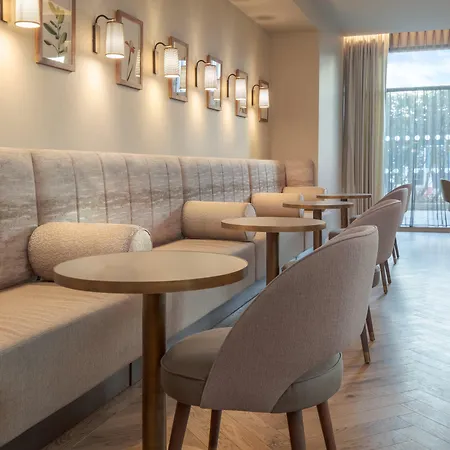 Staybridge London Heathrow - Bath Road, An Ihg Hotel