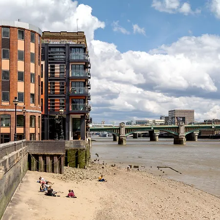 Locke At Broken Wharf Hotel London