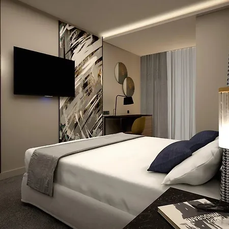 Riu Plaza Victoria 4* London