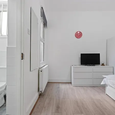 Fantastic 2bd Barking With Links To The City! Apartment *