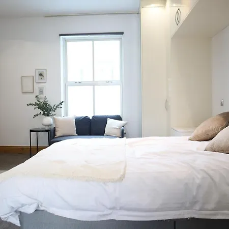 Guest house Camden London
