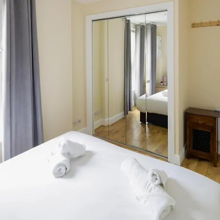 The Tower Bridge Cosy Flat Apartment London