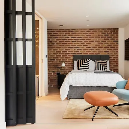 The Soho Penthouse - Charming 3bdr Penthouse With Terrace *