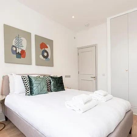 Apartment Stylish 1 Bed Flats In Soho, Next To Piccadilly Circus And Trafalgar Square