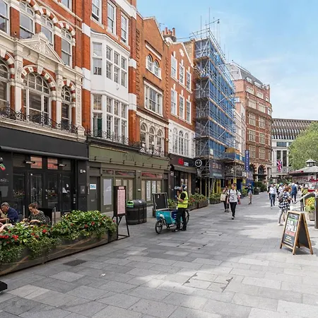 Stylish 1 Bed Flats In Soho, Next To Piccadilly Circus And Trafalgar Square * London