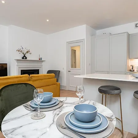 Apartment Stylish 1 Bed Flats In Soho, Next To Piccadilly Circus And Trafalgar Square