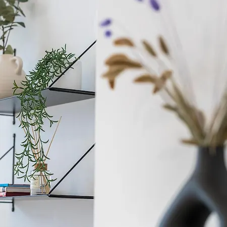 Stylish 1 Bed Flats In Soho, Next To Piccadilly Circus And Trafalgar Square Apartment London