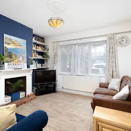 3br House A Perfect Group Getaway * London